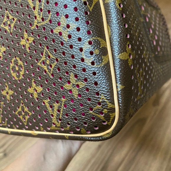 A98- 💯 % authentic Louis Vuitton Boston speedy bag - Picture 12 of 16